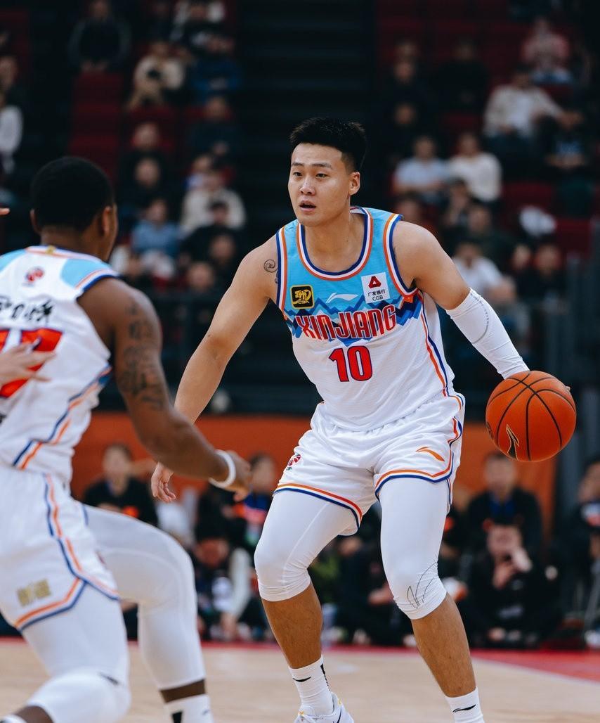 官方登录入口-关于CBA季后赛集结日走向成谜；毕尔巴鄂竞技手感冰凉；态度坚定；赛程密集仍需轮换的信息