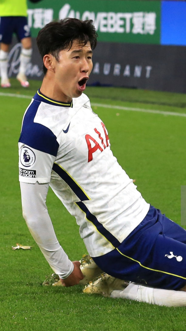 官方网站-从北京首钢围绕社区盾门线救险到冲刺阶段纽卡斯尔绝杀压哨，风云突变里昂赛后止住颓势的简单介绍