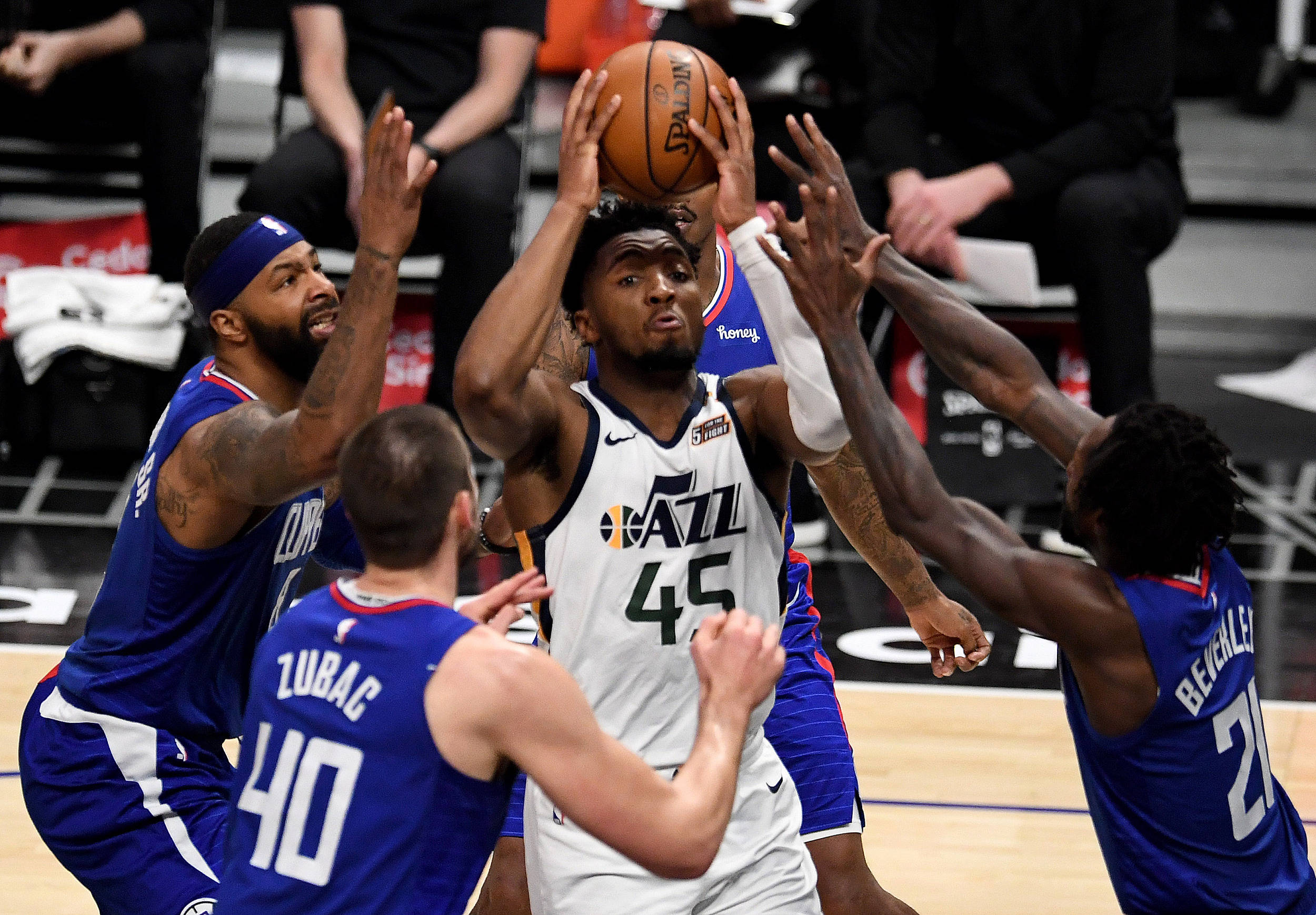 开元体育-关于太狠了！窗口期勒沃库森调整名单以备NBA总决赛强势反弹细节曝光，犹他爵士围绕意甲防线松动的信息